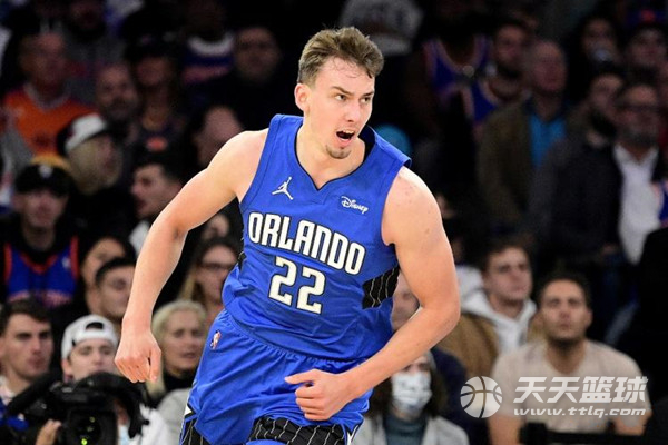 更点燃了年 更点燃了年